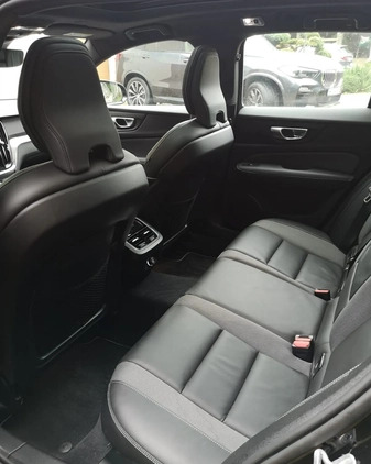 Volvo V60 cena 139000 przebieg: 76482, rok produkcji 2020 z Garwolin małe 172